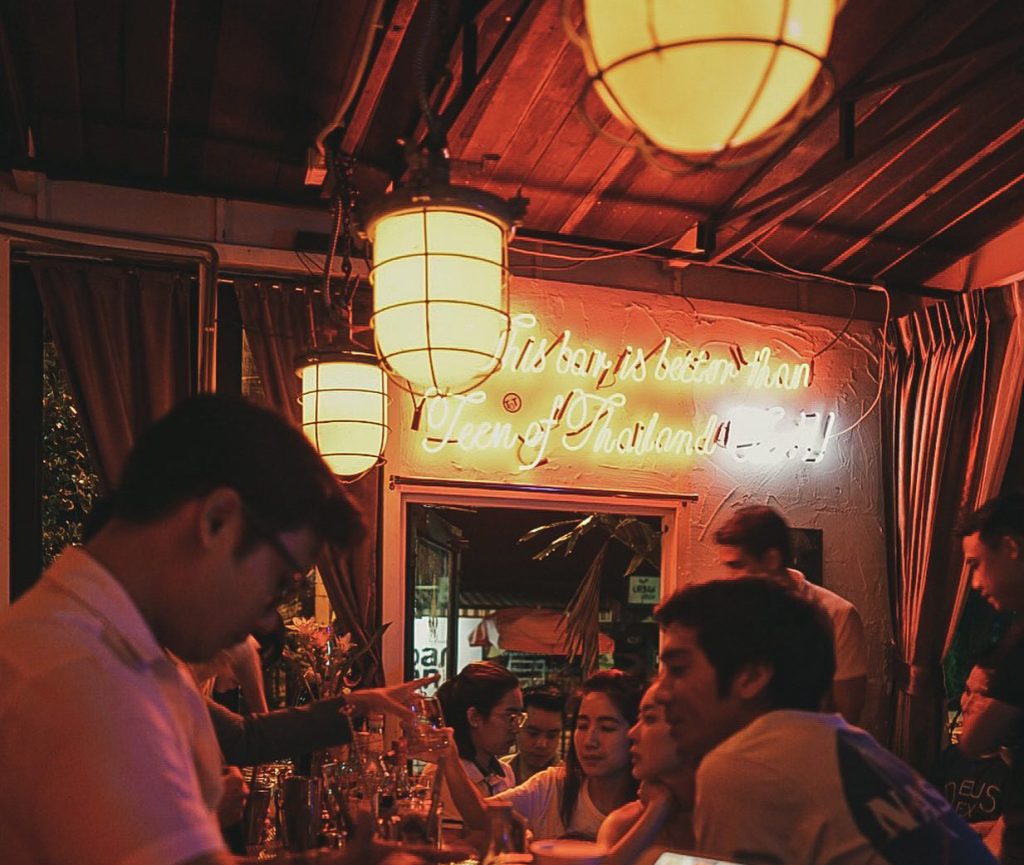 best nightlife in chiang nophaburi bar