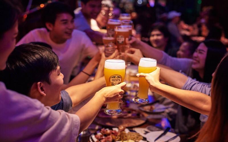 pattaya nightlife party guide hops brewhouse