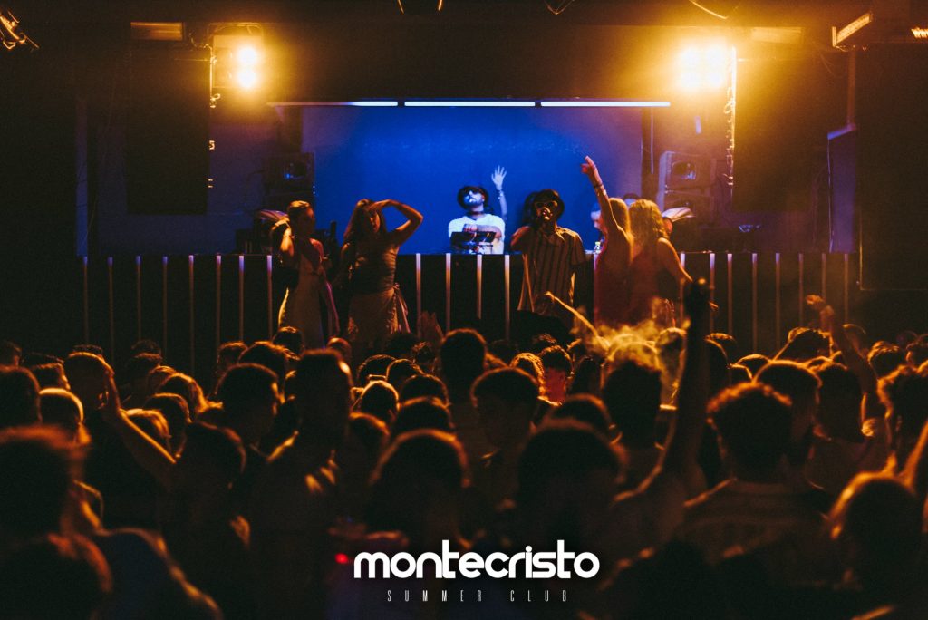 corfu nightlife Montecristo Club