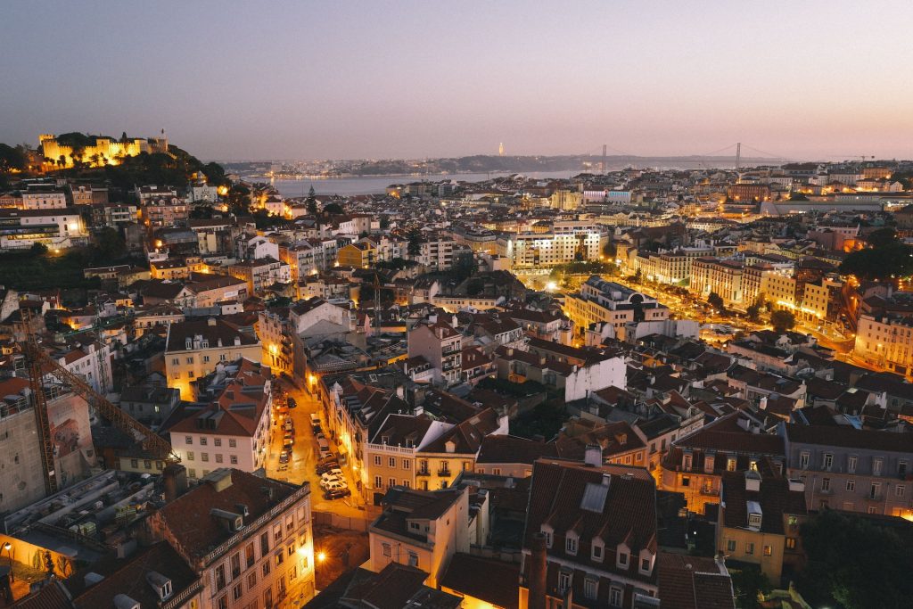 lisbon nightlife party guide