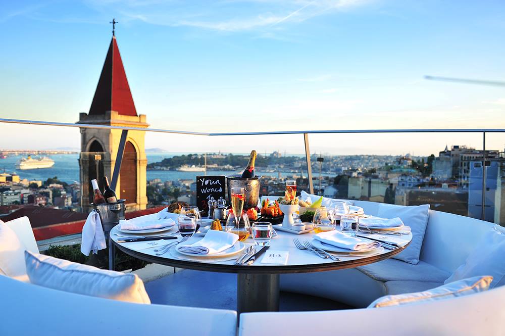 Best Rooftop Bars in Istanbul