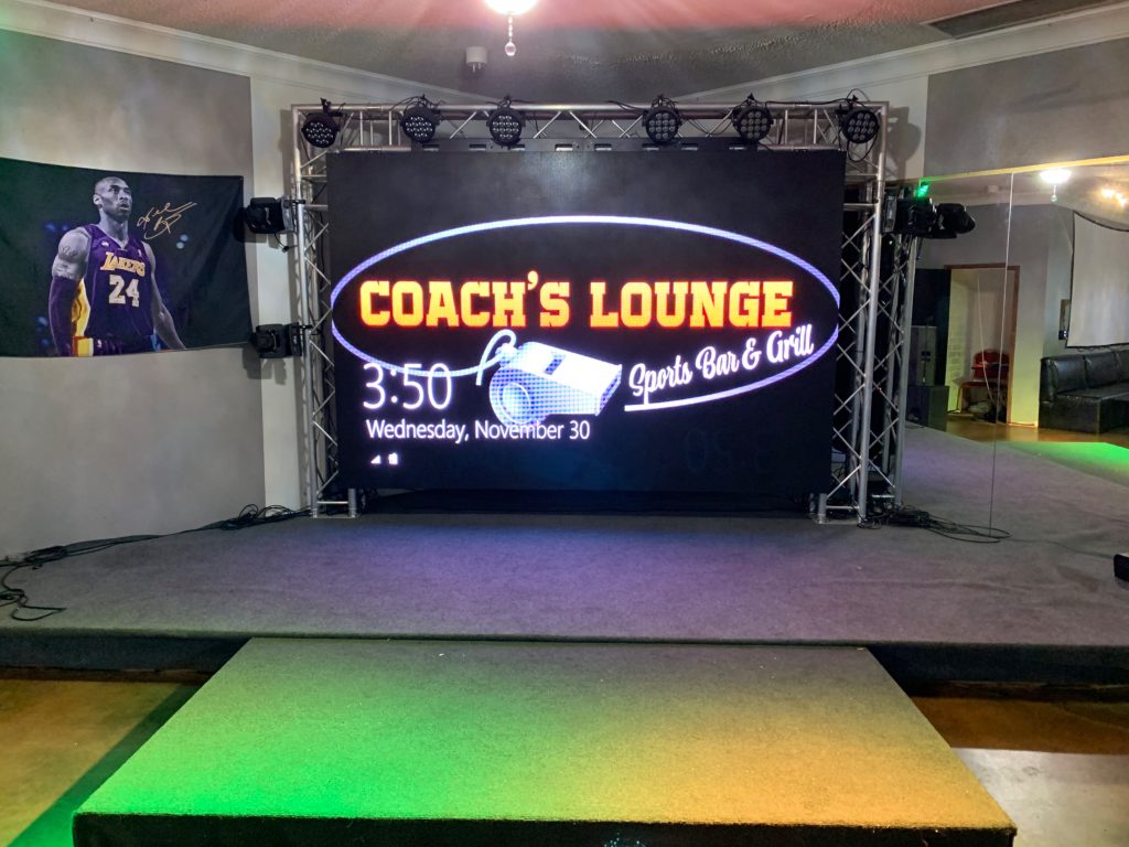 Coachs Lounge 3