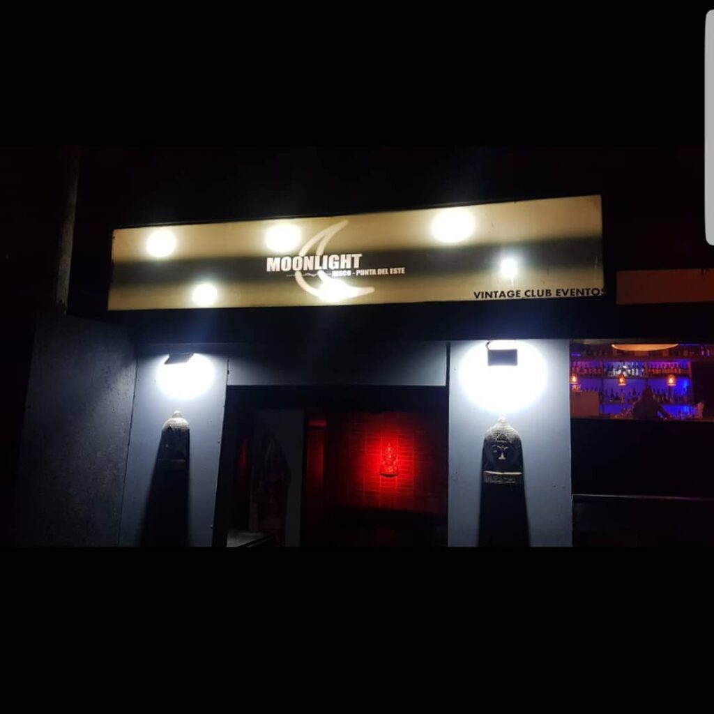 Culture Bar by Moonlight