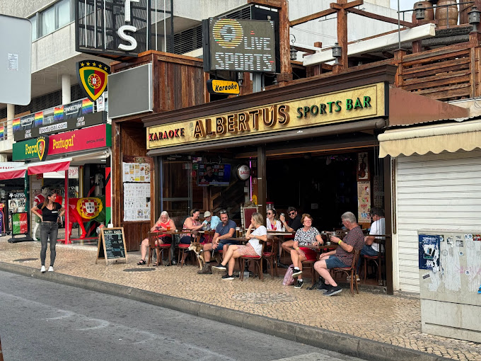Albertus Bar