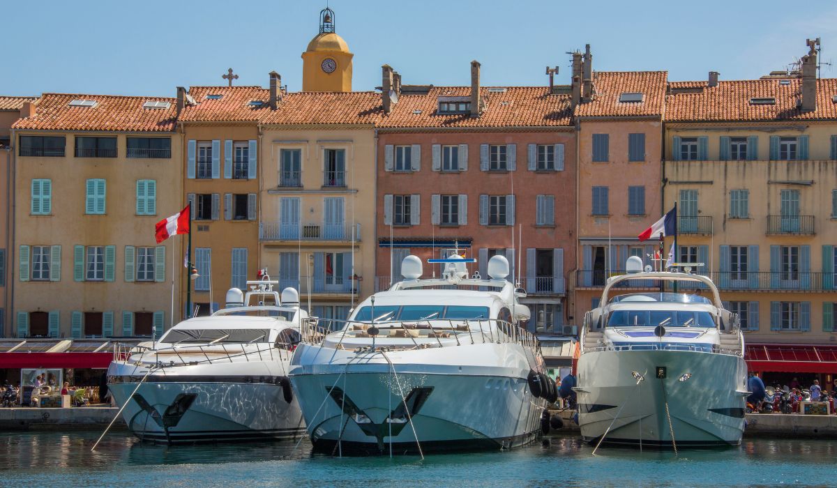St. Tropez Nightlife & Party Guide 2024 - Nightlife Party Guide