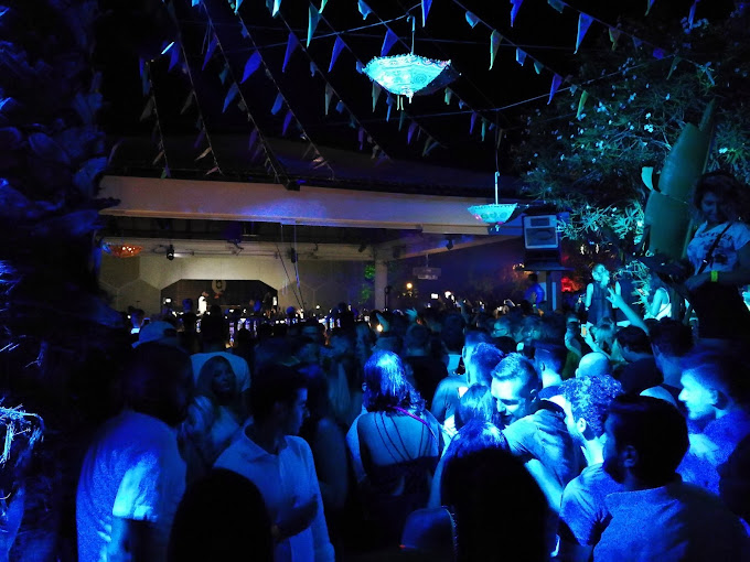 Uno Malta Ta Qali nightclub
